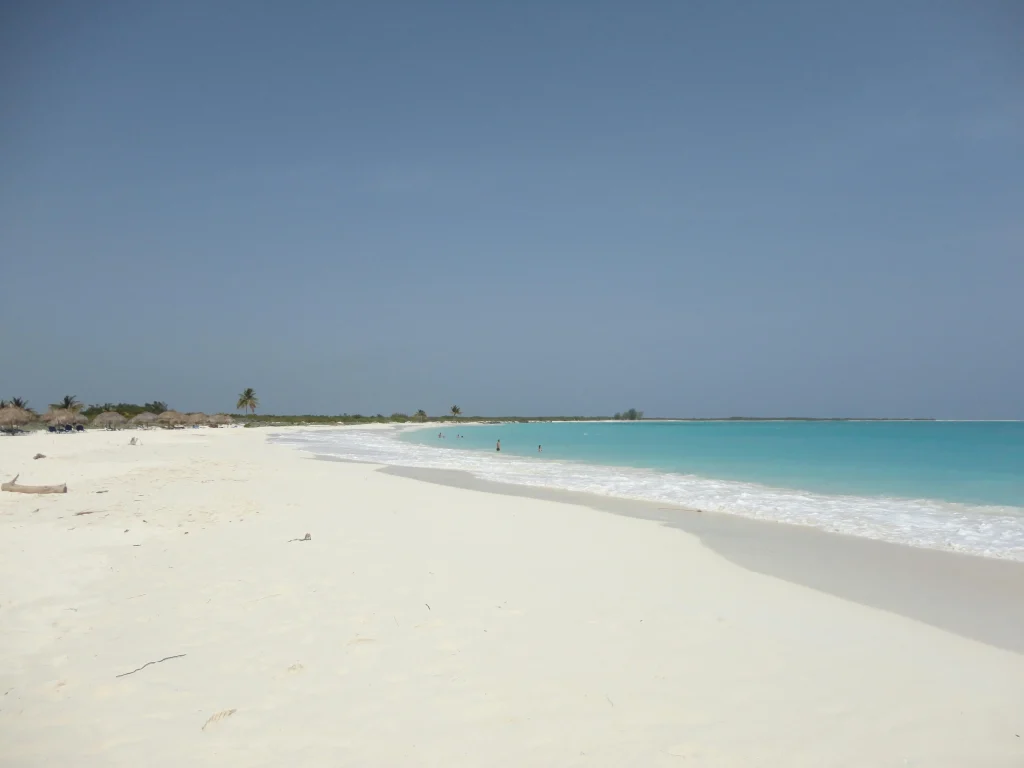 plage cuba à cayo largo