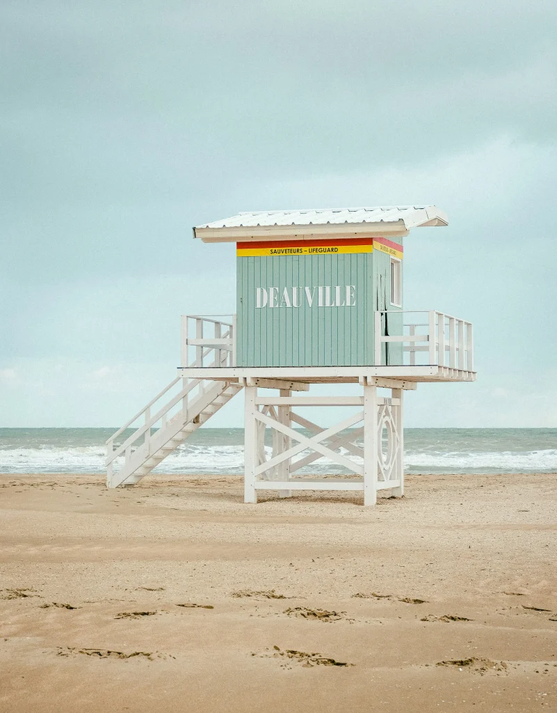 Plage de Deauville en Normandie