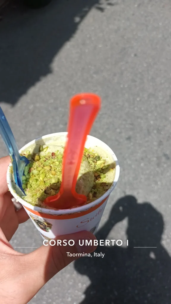 glace artisanale à la pistache