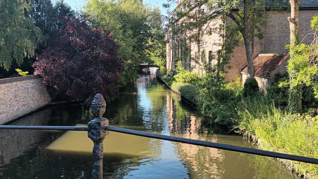 canaux de Bruges en Belgique